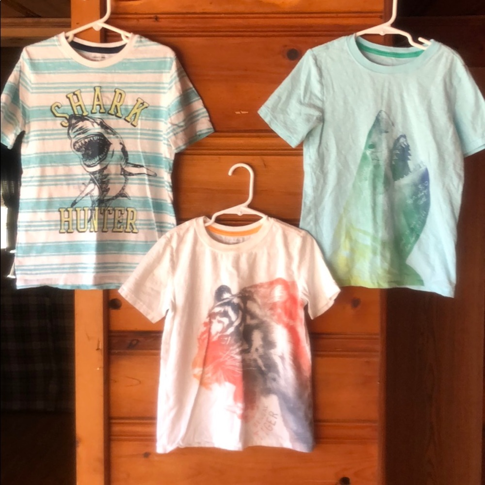 Shark/tiger play shirt bundle
